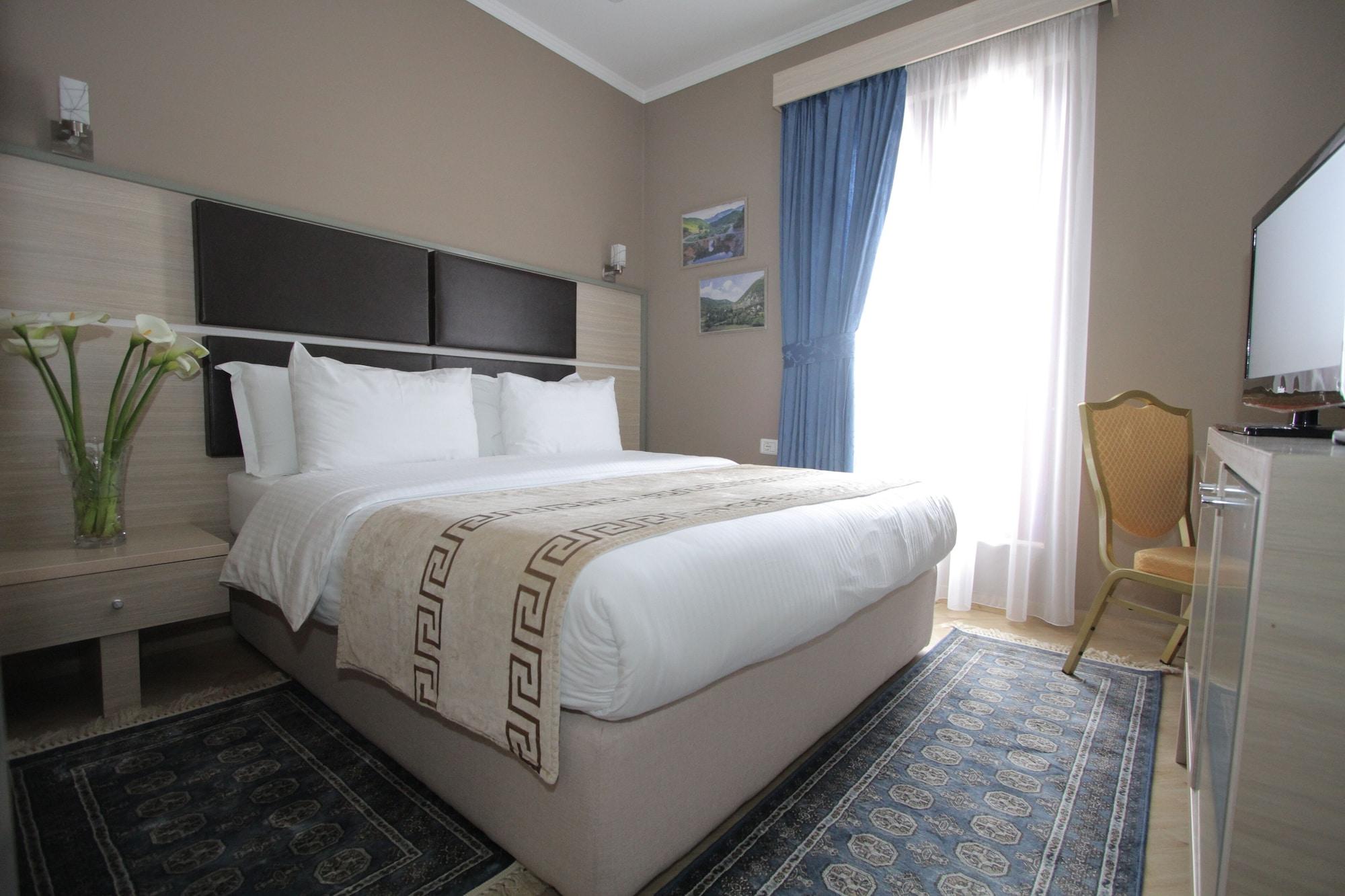 Capital Tirana Hotel Bruci Exterior foto