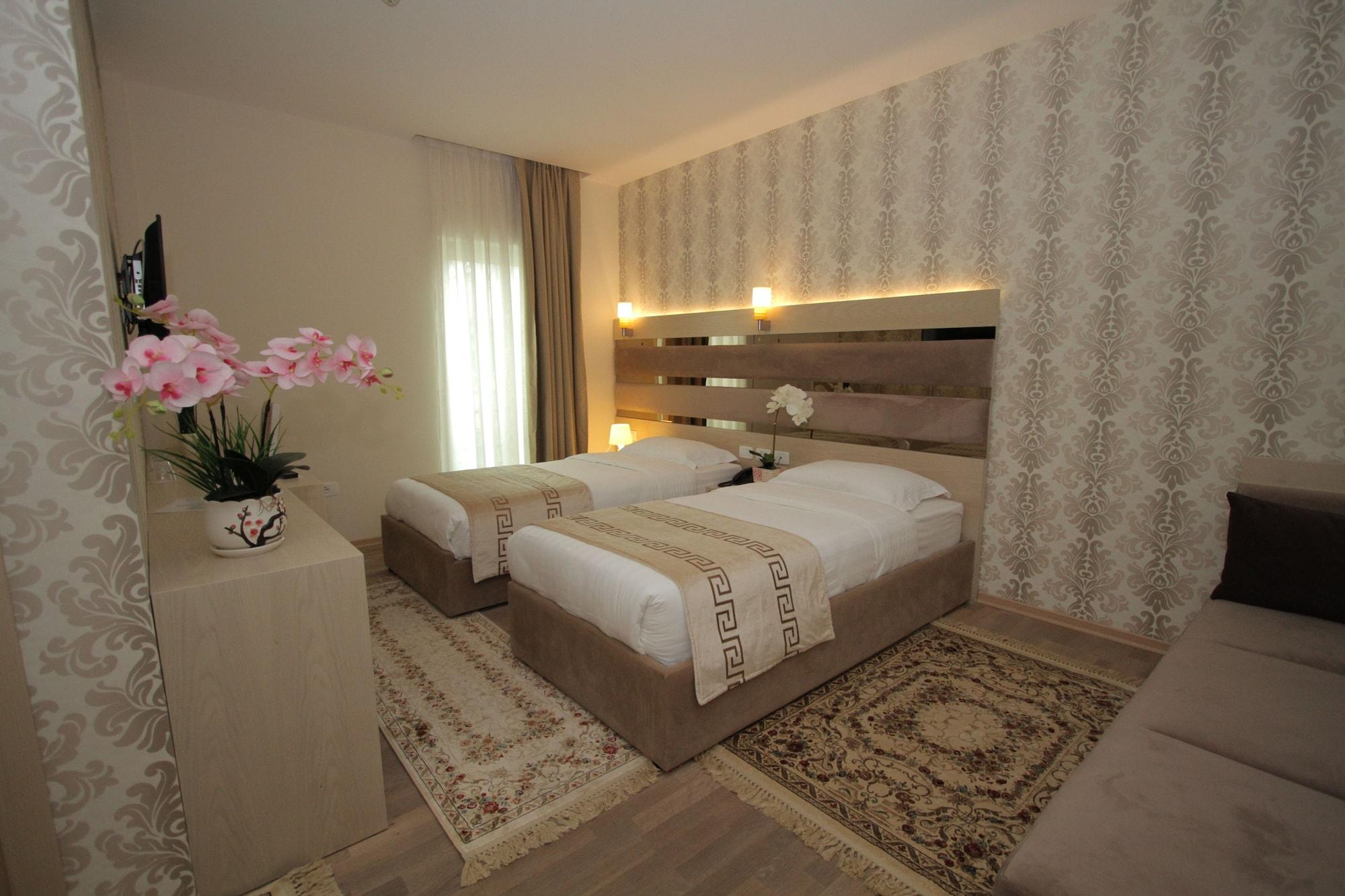 Capital Tirana Hotel Bruci Exterior foto