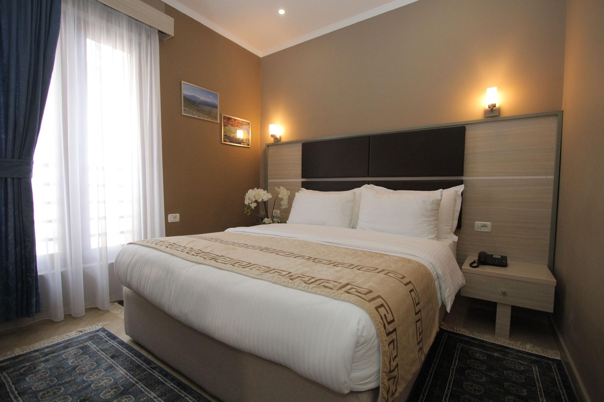 Capital Tirana Hotel Bruci Exterior foto